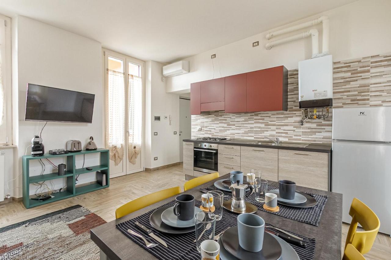 Al 33 Di Via Roma - Apartments Кардано ал Кампо Екстериор снимка