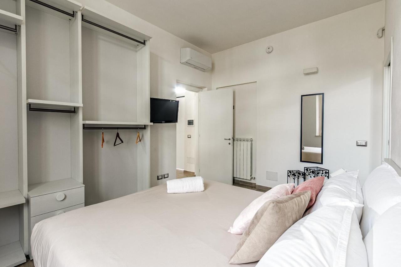 Al 33 Di Via Roma - Apartments Кардано ал Кампо Екстериор снимка