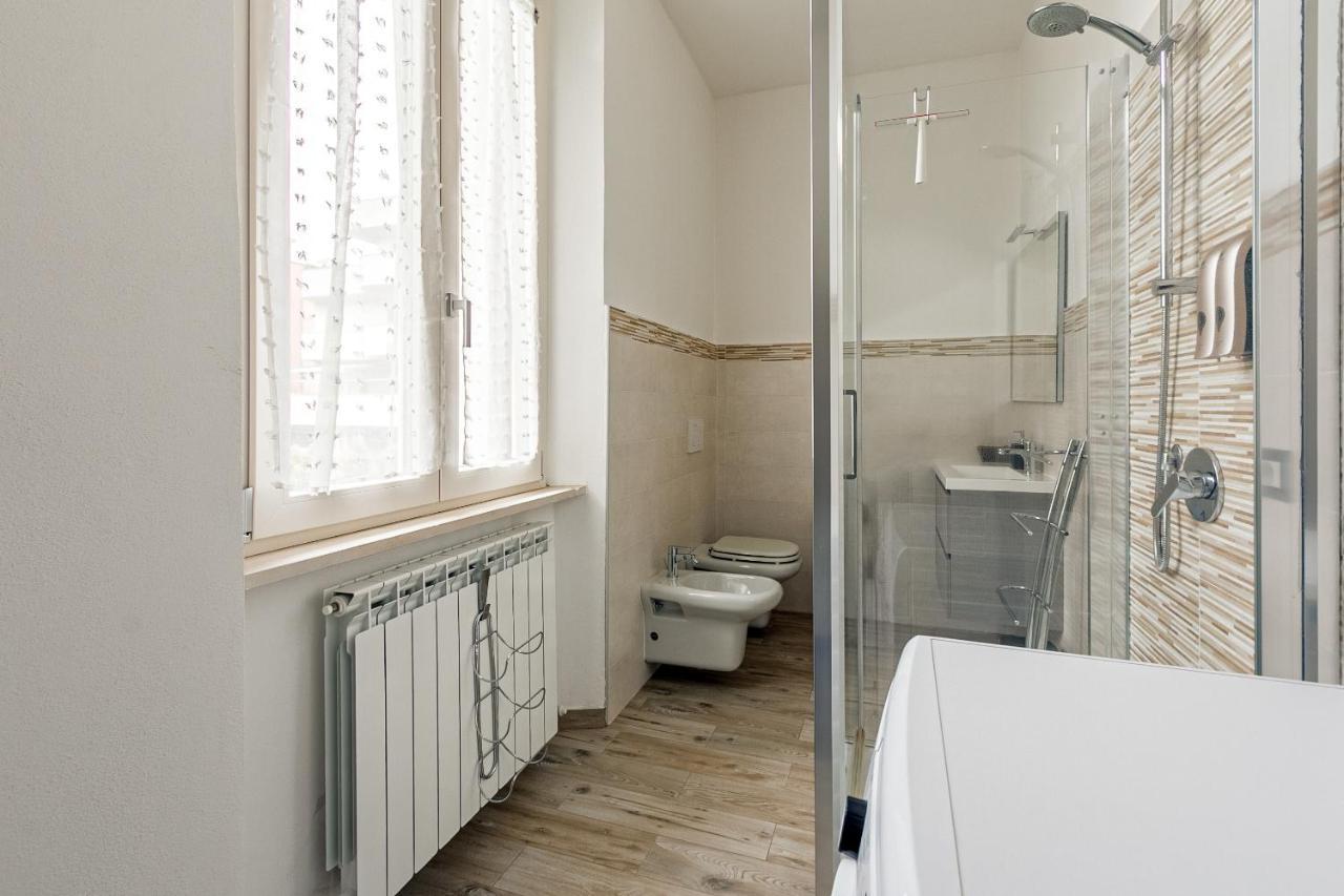 Al 33 Di Via Roma - Apartments Кардано ал Кампо Екстериор снимка