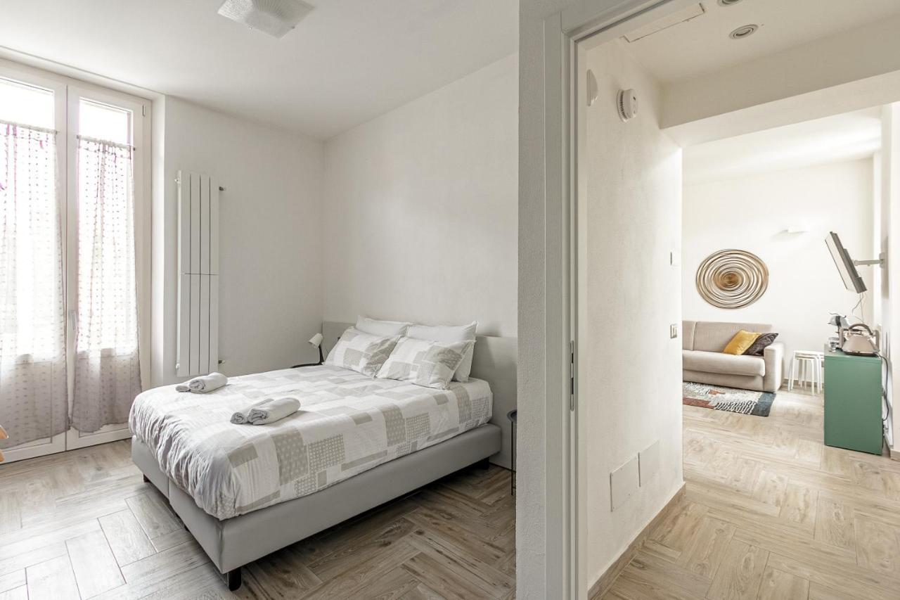 Al 33 Di Via Roma - Apartments Кардано ал Кампо Екстериор снимка