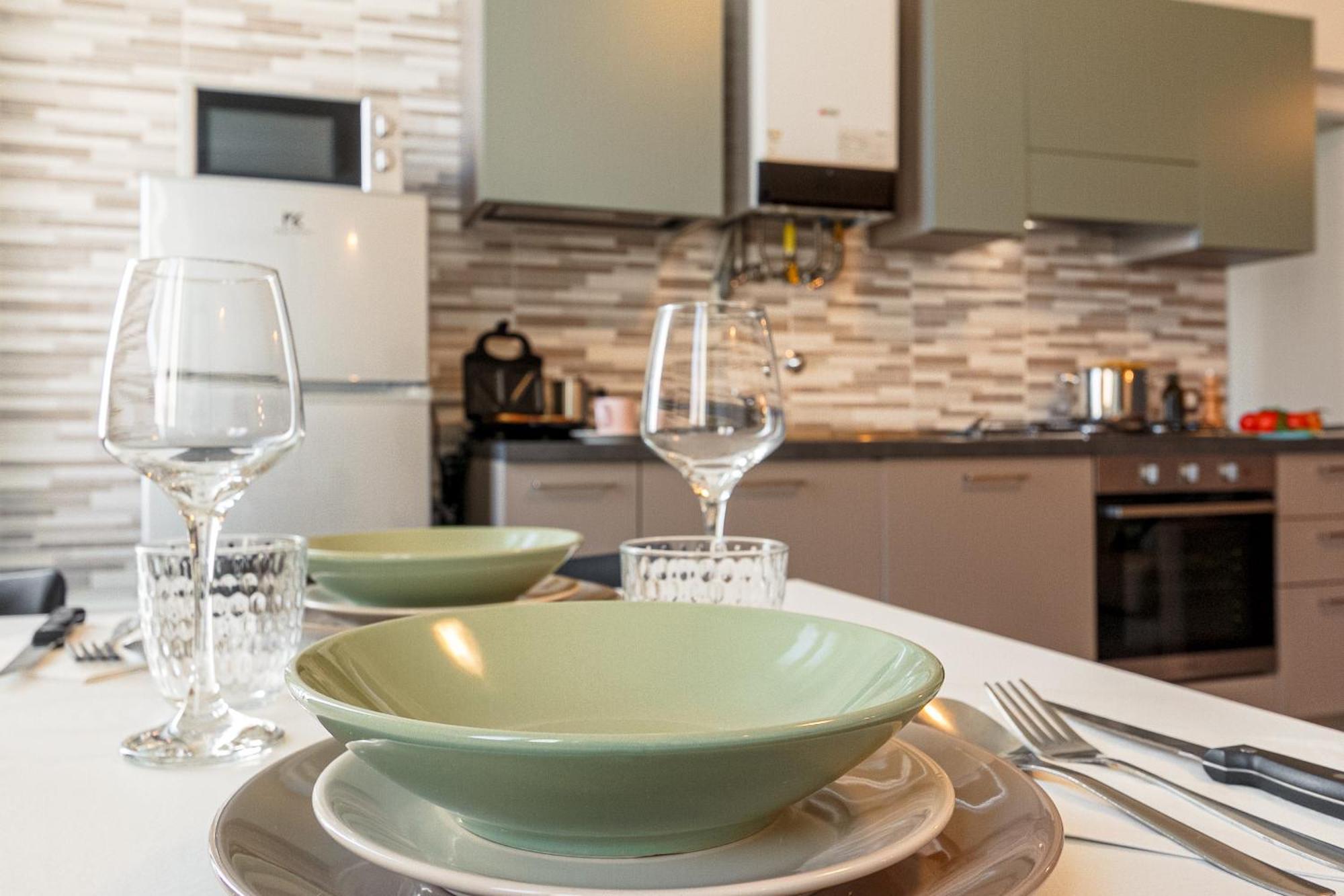 Al 33 Di Via Roma - Apartments Кардано ал Кампо Екстериор снимка