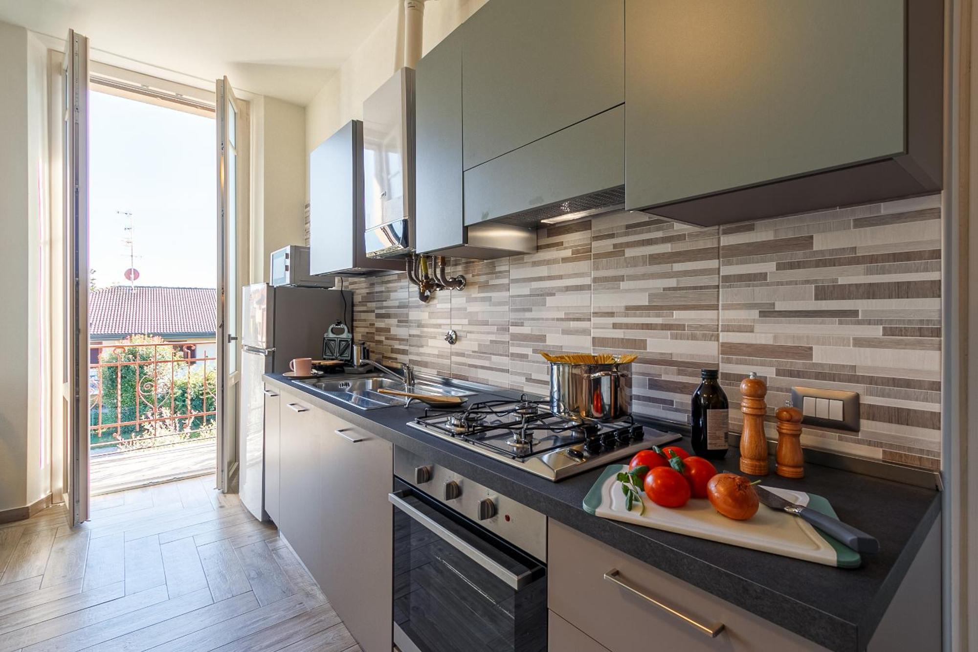 Al 33 Di Via Roma - Apartments Кардано ал Кампо Екстериор снимка