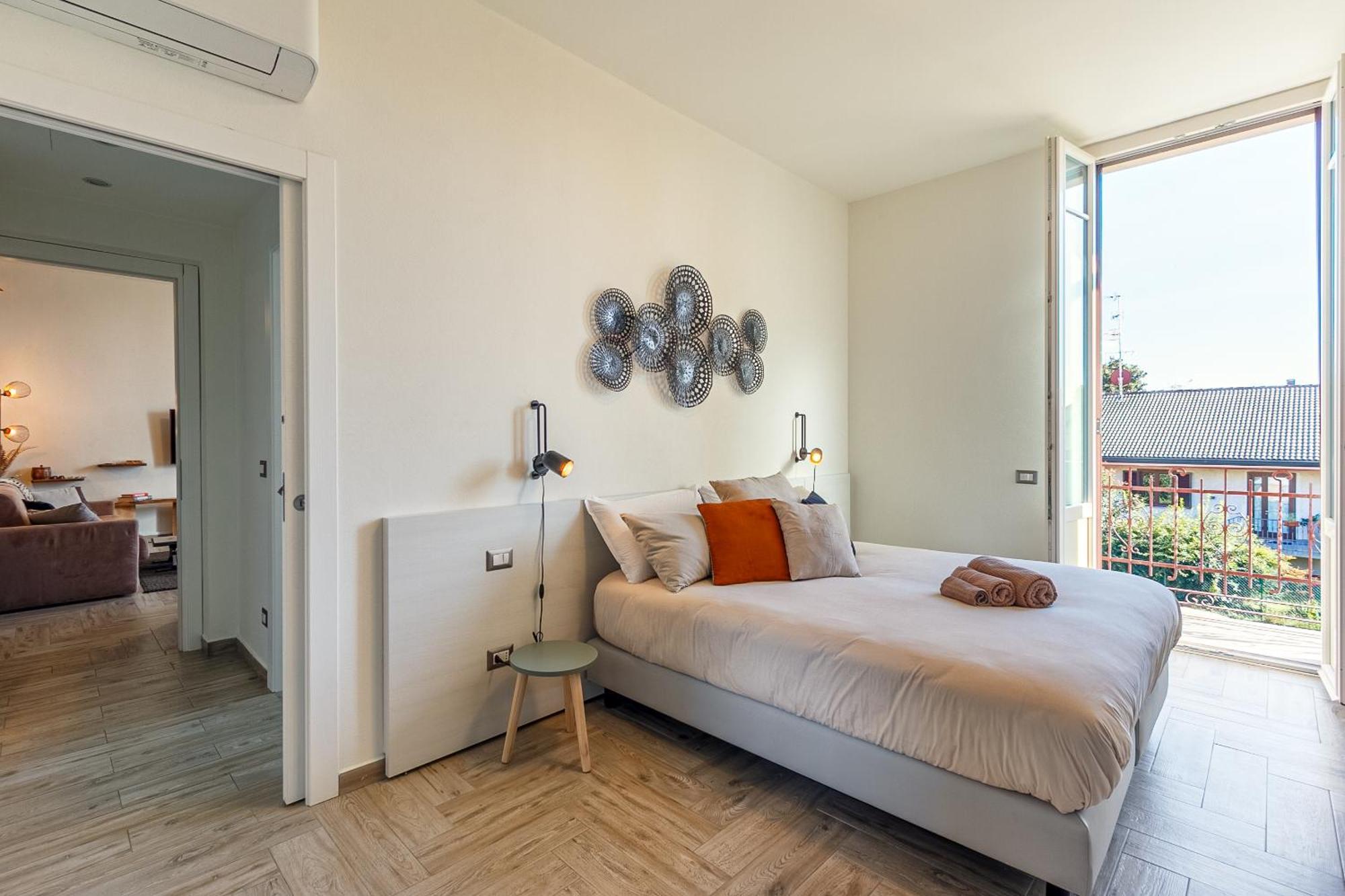Al 33 Di Via Roma - Apartments Кардано ал Кампо Екстериор снимка